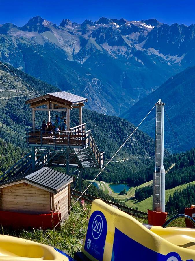 Les Chalets Fleurs De France - Kota Saint-Dalmas Εξωτερικό φωτογραφία